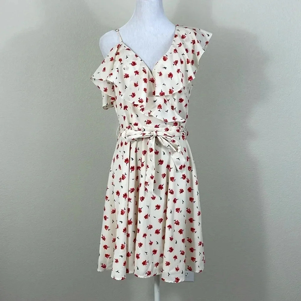 AQUA‎ sleeveless red floral ruffle mini dress size medium